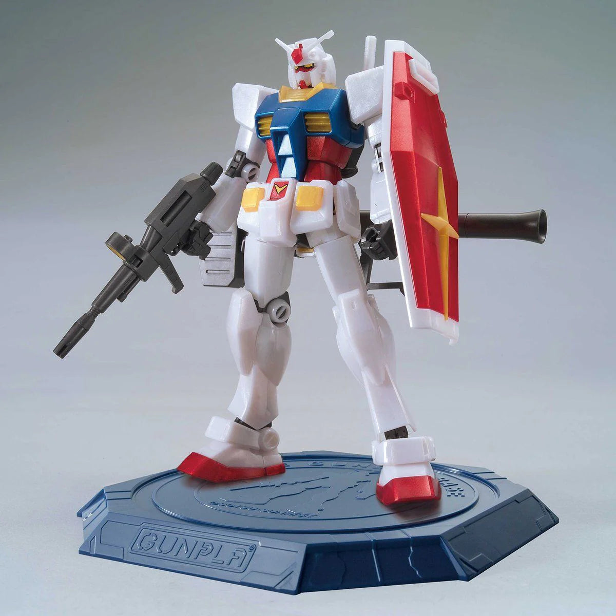 HG 1/144 - Gundam Base Limited - RX-78-02 Gundam (Metallic Gloss Injection)