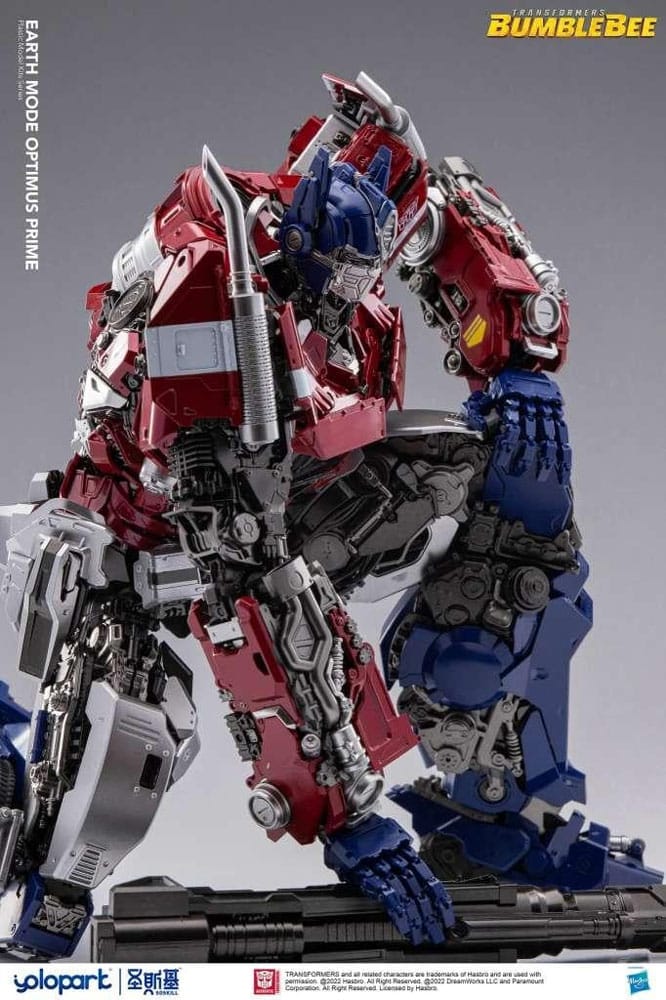 Transformers: Bumblebee the movie - Earth mode Optimus Prime