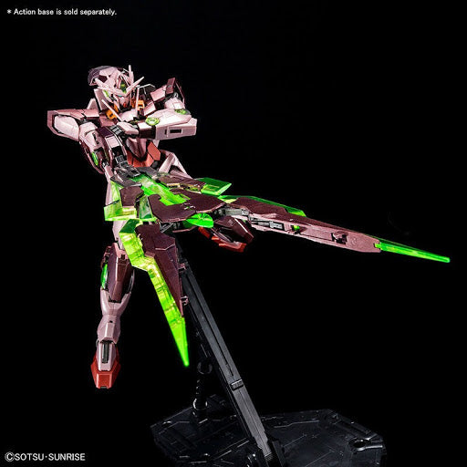 GUNDAM 00 - MG 1/100 - OO QAN(T) Trans-Am Special Coating