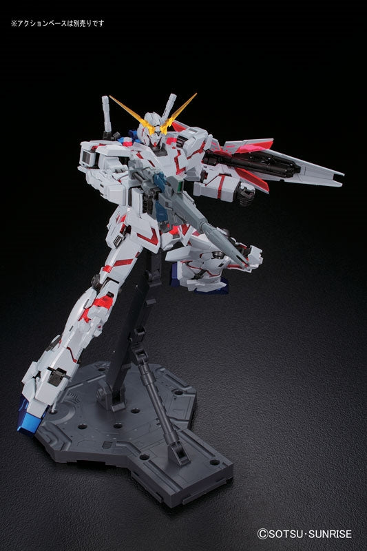 GUNDAM - MG 1/100 - Unicorn Gundam (Red/Green TF) Titanium Finish